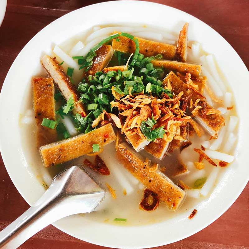 Bánh canh chả cá thu