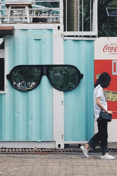 platform coffee cake