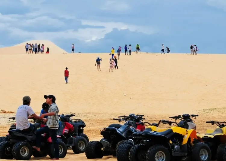 Kinh Nghiệm du lịch Phan Thiết - Mũi Né Tự Túc Không Sợ Lạc Dau xe dia hinh