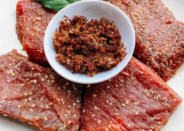 Muoi kien vang